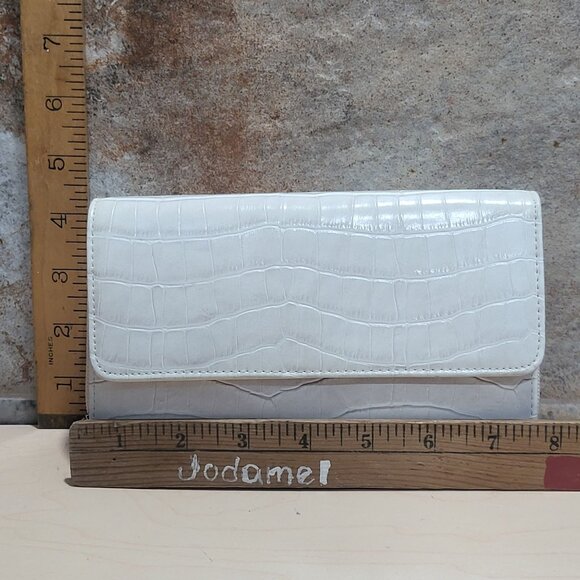 Vintage Leather Zip Around Wallet Cream Purse Snap Bifold - Picture 7 of 15